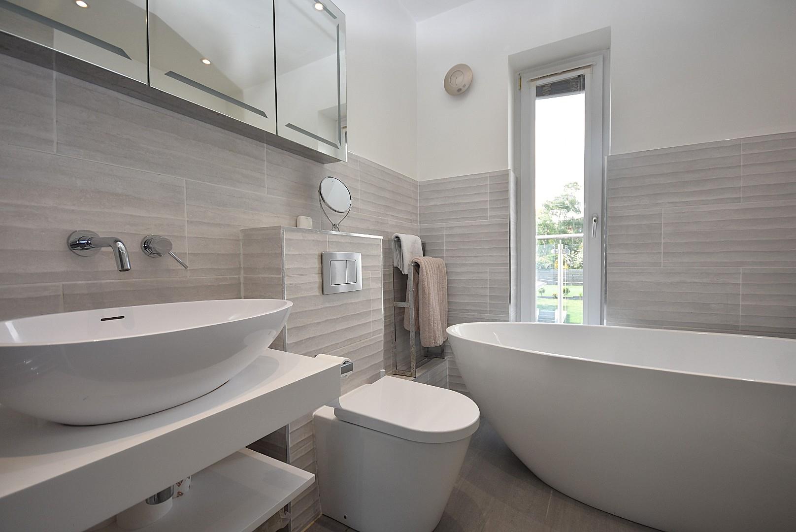 20 Evenlode Avenue, Penarth, CF64 3PD